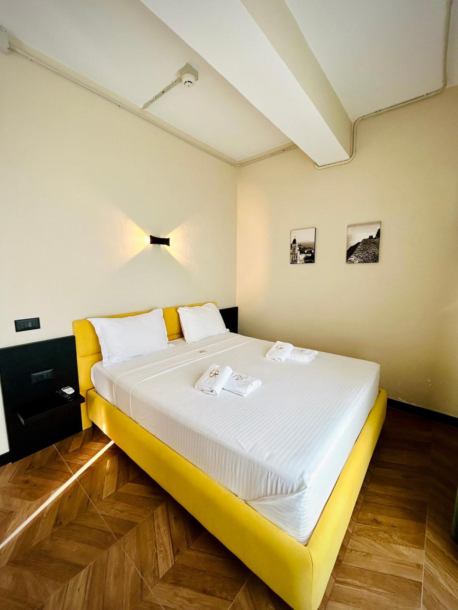 Gogo'S Boutique Hotel Dhërmi Exterior foto